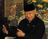 9William_cohen_with_suharto-m.jpg
