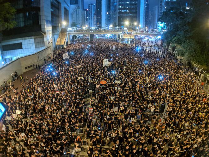 hong-kong-anti-extradition-bill-protest-03.jpg